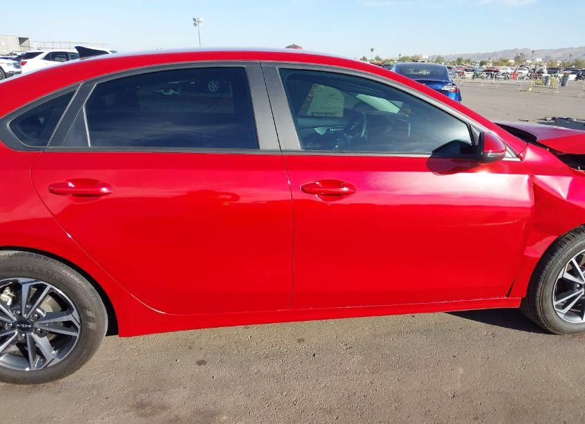 Photo 13 of 2024 Kia Forte LXS (VIN 3KPF24AD3RE698783)