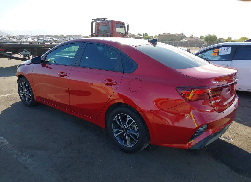 Photo 3 of 2024 Kia Forte LXS (VIN 3KPF24AD3RE698783)