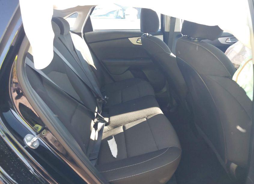 Photo 8 of 2024 Kia Forte LXS (VIN 3KPF24AD3RE708938)