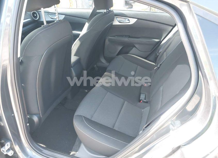 Photo 8 of 2024 Kia Forte LXS (VIN 3KPF24AD3RE729465)