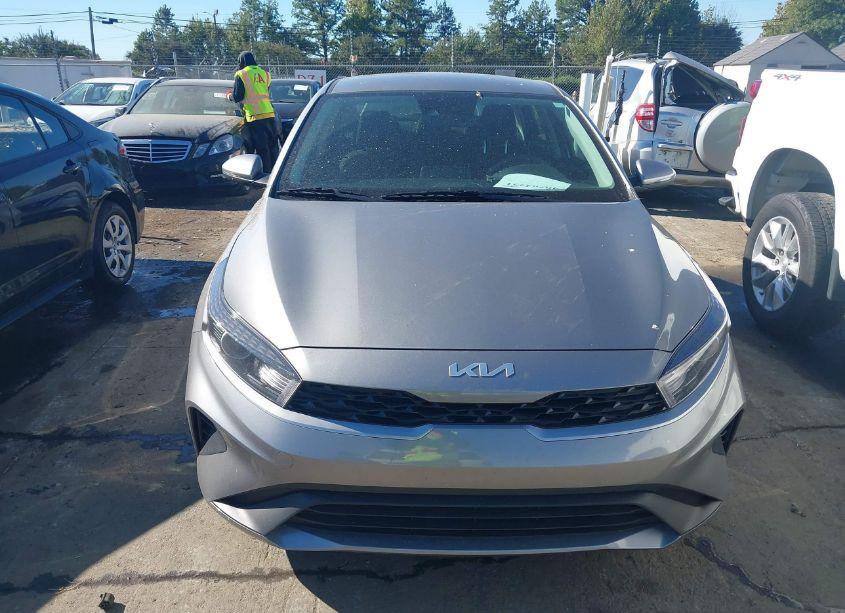 Photo 12 of 2024 Kia Forte LXS (VIN 3KPF24AD3RE734343)