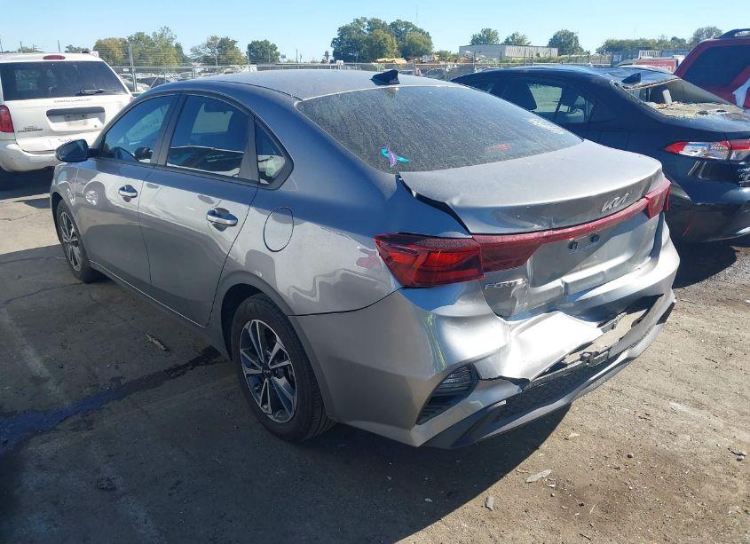 Photo 3 of 2024 Kia Forte LXS (VIN 3KPF24AD3RE734343)