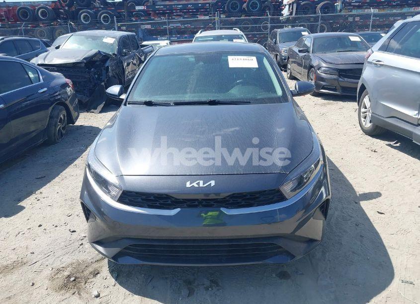 Photo 12 of 2024 Kia Forte LXS (VIN 3KPF24AD3RE757105)