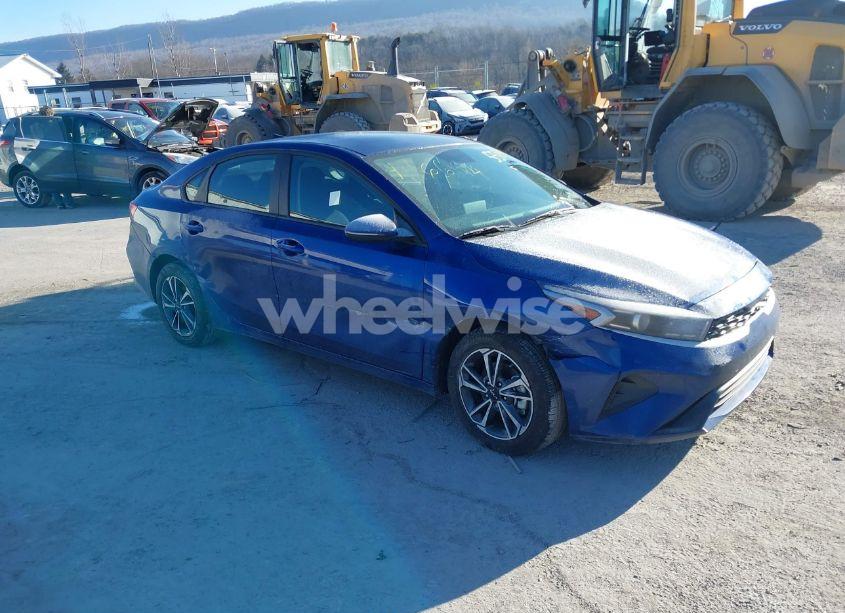 2024 Kia Forte LXS (VIN 3KPF24AD3RE765589) main photo