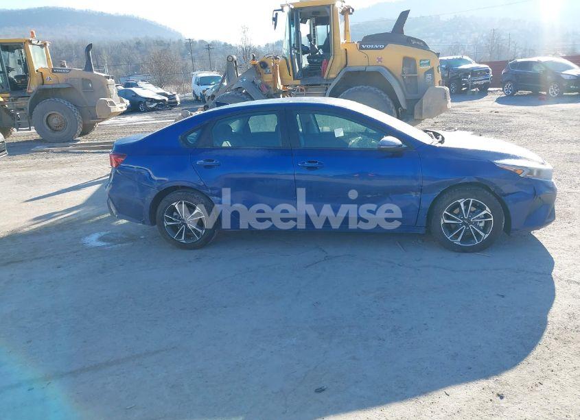 Photo 13 of 2024 Kia Forte LXS (VIN 3KPF24AD3RE765589)