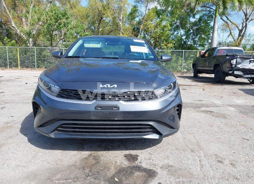 Photo 13 of 2024 Kia Forte LXS (VIN 3KPF24AD3RE770503)