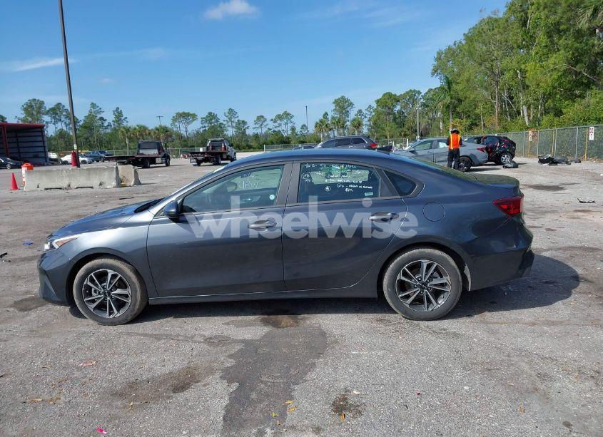 Photo 15 of 2024 Kia Forte LXS (VIN 3KPF24AD3RE770503)