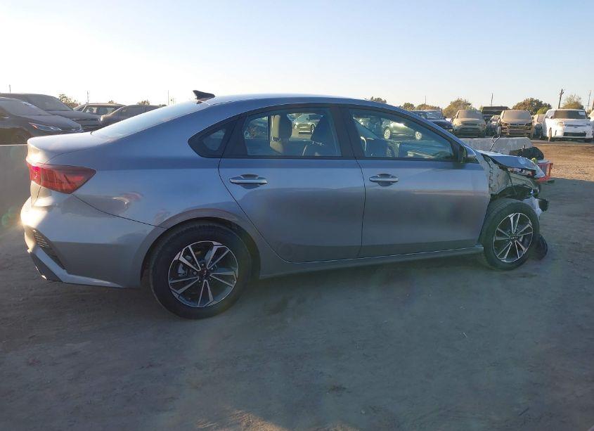 Photo 14 of 2024 Kia Forte LXS (VIN 3KPF24AD3RE786068)