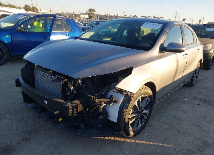 Photo 2 of 2024 Kia Forte LXS (VIN 3KPF24AD3RE786068)