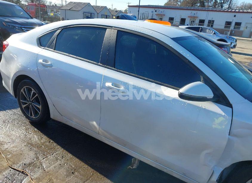 Photo 13 of 2024 Kia Forte LXS (VIN 3KPF24AD3RE793599)