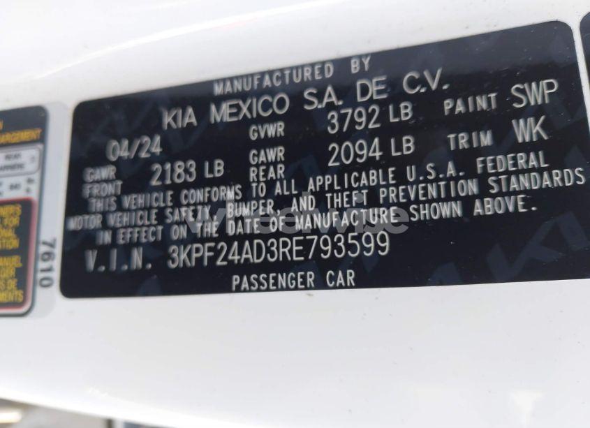 Photo 9 of 2024 Kia Forte LXS (VIN 3KPF24AD3RE793599)