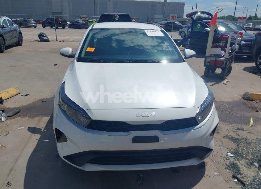 Photo 13 of 2024 Kia Forte LXS (VIN 3KPF24AD3RE797023)