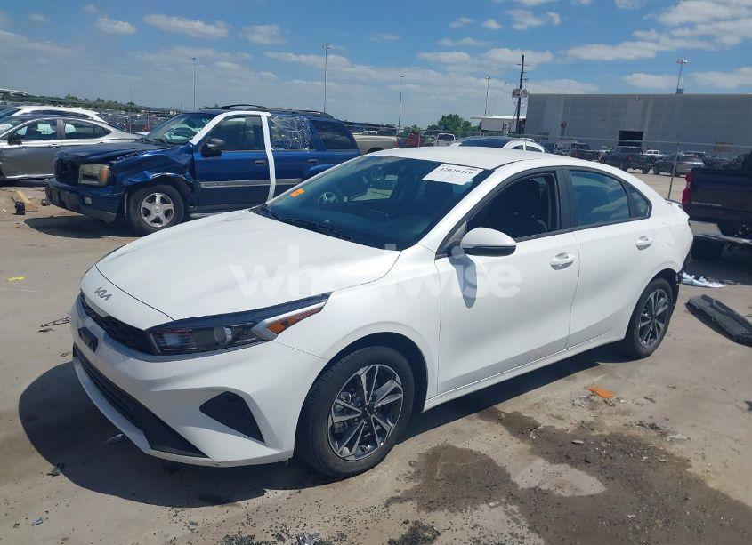 Photo 2 of 2024 Kia Forte LXS (VIN 3KPF24AD3RE797023)