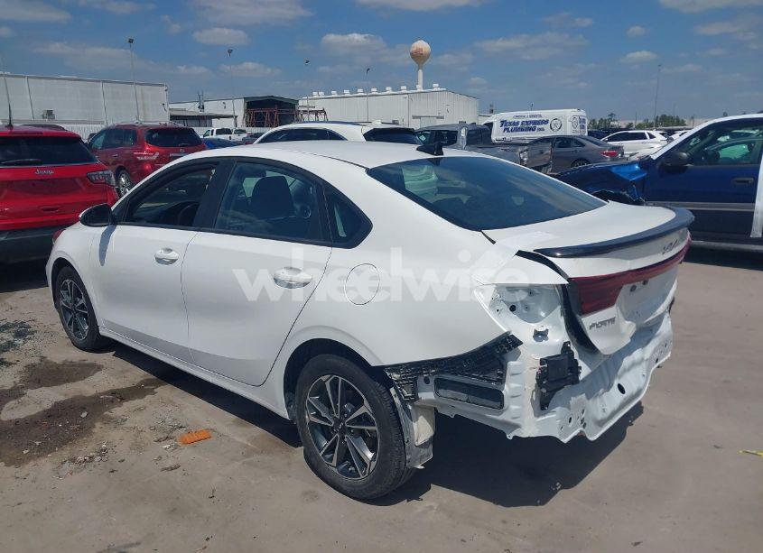 Photo 3 of 2024 Kia Forte LXS (VIN 3KPF24AD3RE797023)