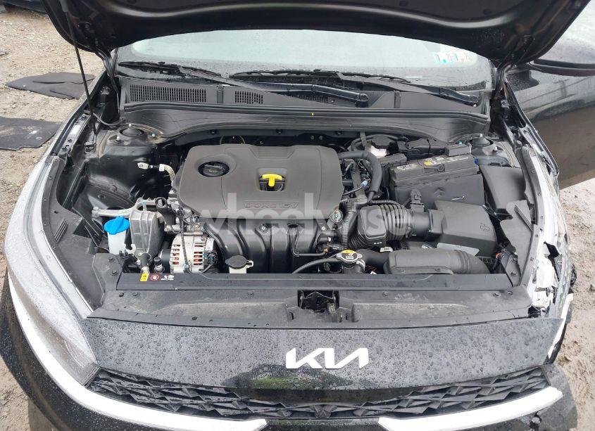 Photo 10 of 2024 Kia Forte LXS (VIN 3KPF24AD3RE804925)