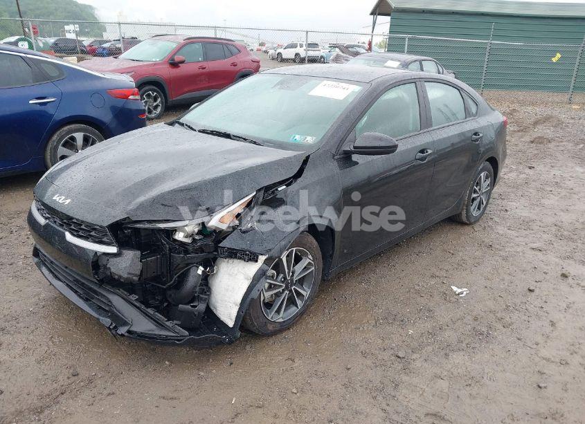 Photo 2 of 2024 Kia Forte LXS (VIN 3KPF24AD3RE804925)