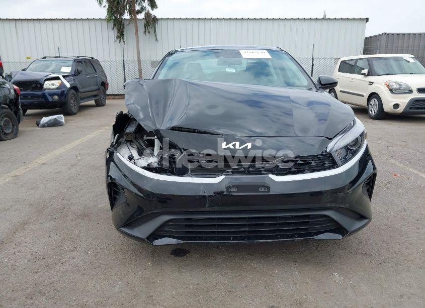 Photo 13 of 2024 Kia Forte LXS (VIN 3KPF24AD3RE817366)
