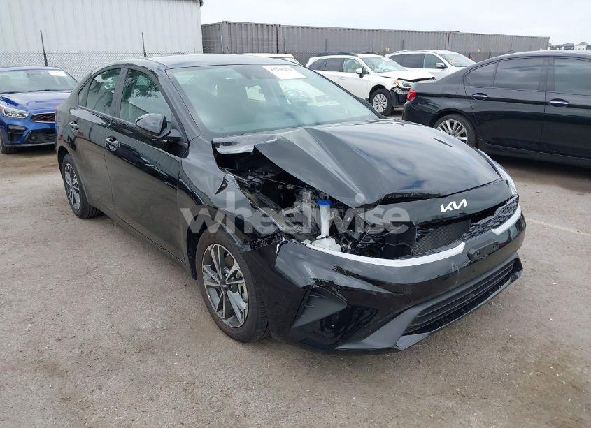 Photo 6 of 2024 Kia Forte LXS (VIN 3KPF24AD3RE817366)