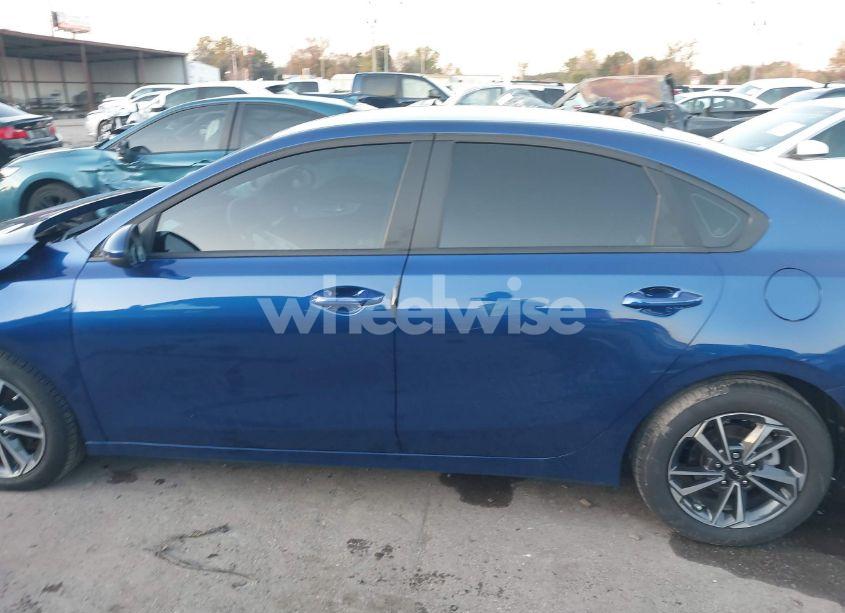 Photo 15 of 2024 Kia Forte LXS (VIN 3KPF24AD3RE825399)