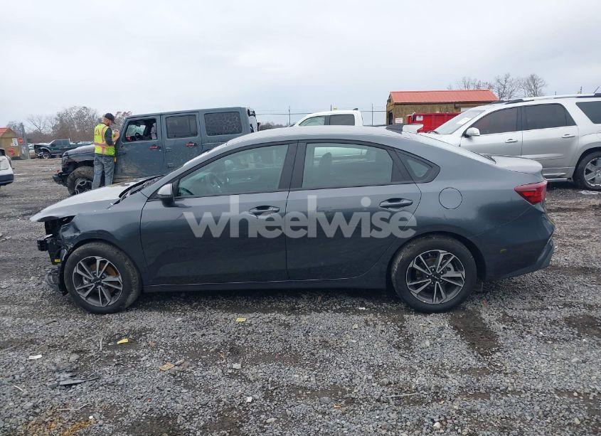 Photo 15 of 2024 Kia Forte LXS (VIN 3KPF24AD3RE828156)