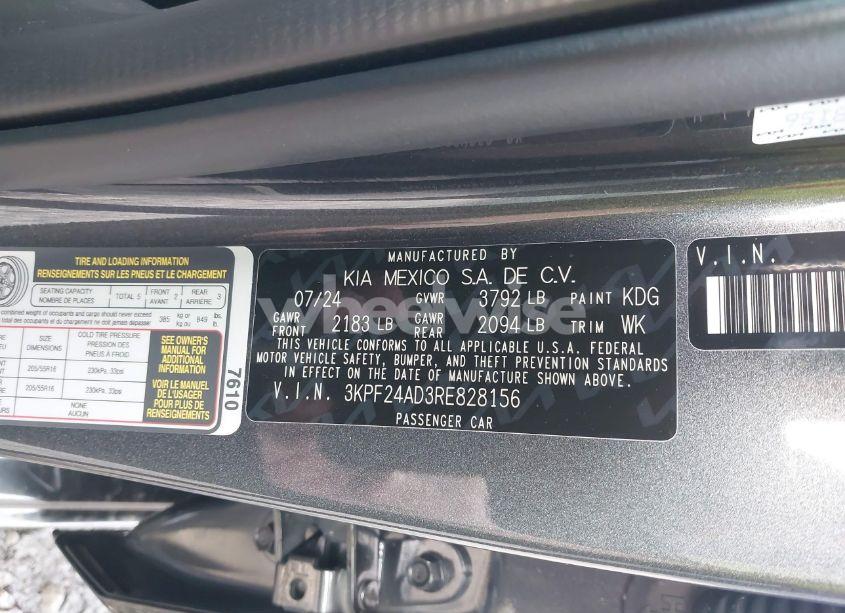 Photo 9 of 2024 Kia Forte LXS (VIN 3KPF24AD3RE828156)