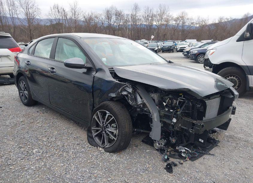 Photo 6 of 2024 Kia Forte LXS (VIN 3KPF24AD3RE835835)