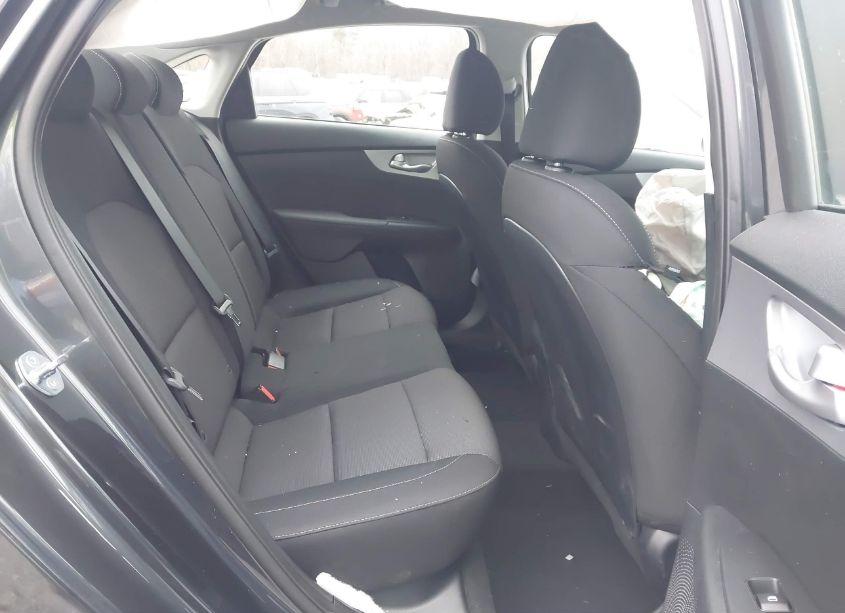 Photo 8 of 2024 Kia Forte LXS (VIN 3KPF24AD3RE835835)