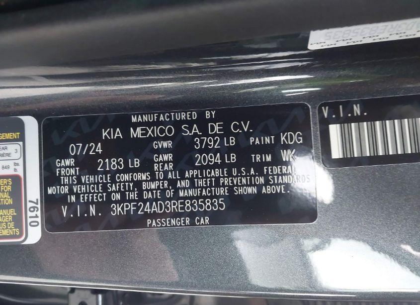 Photo 9 of 2024 Kia Forte LXS (VIN 3KPF24AD3RE835835)