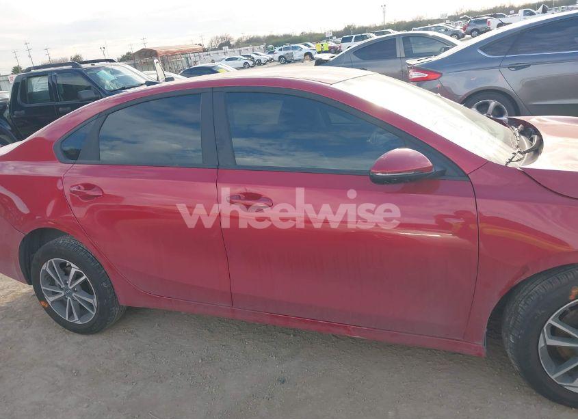 Photo 14 of 2024 Kia Forte LXS (VIN 3KPF24AD3RE837701)