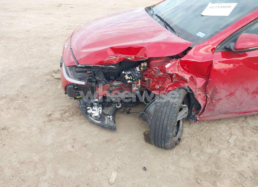 Photo 6 of 2024 Kia Forte LXS (VIN 3KPF24AD3RE837701)