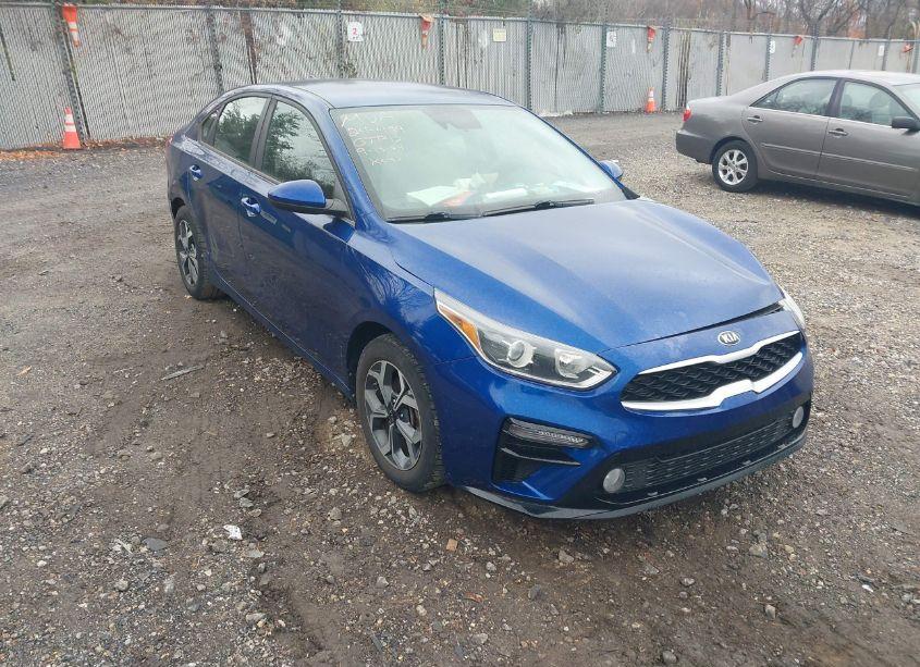 2019 Kia Forte LXS (VIN 3KPF24AD4KE005998) main photo