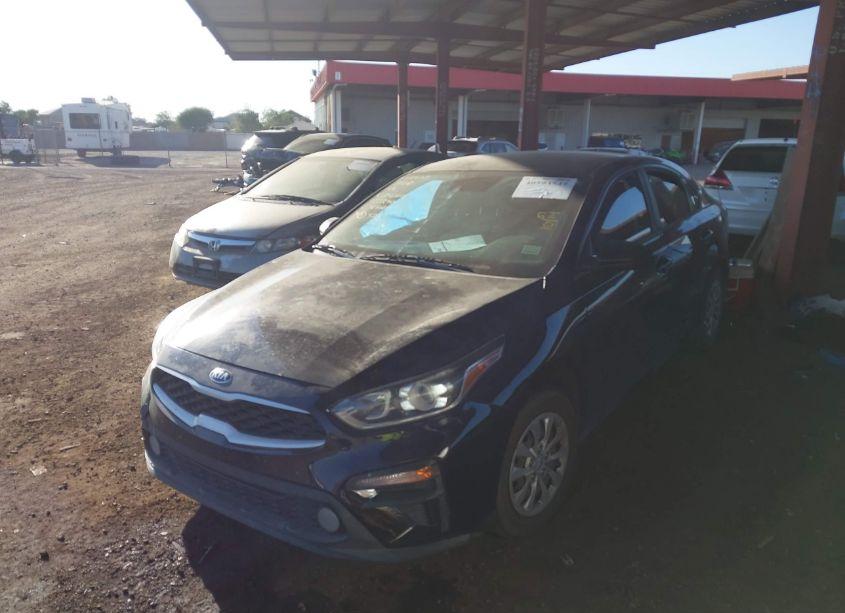 Photo 2 of 2019 Kia Forte FE (VIN 3KPF24AD4KE010070)