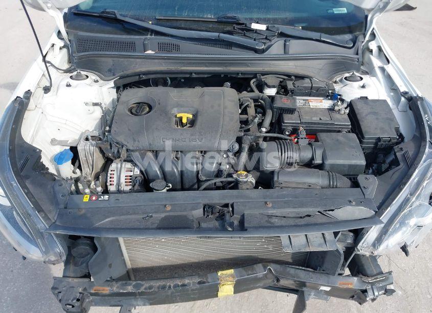 Photo 10 of 2019 Kia Forte LXS (VIN 3KPF24AD4KE010277)