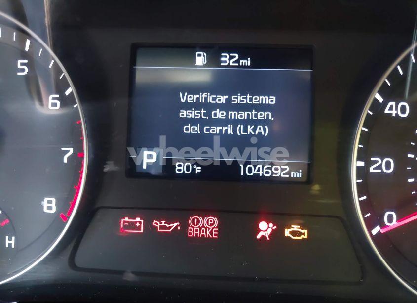 Photo 16 of 2019 Kia Forte LXS (VIN 3KPF24AD4KE010277)