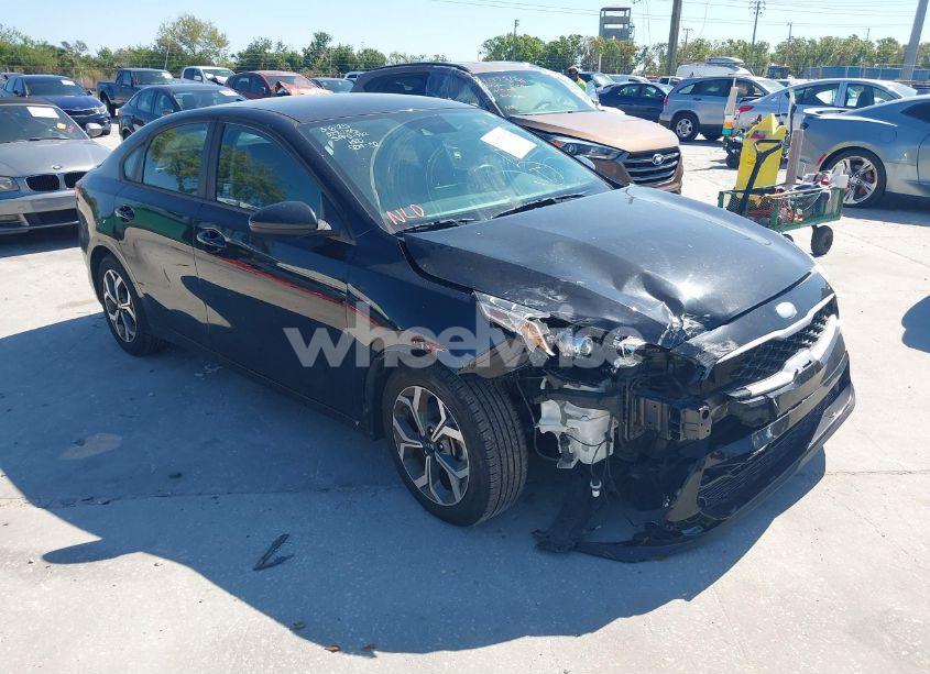 2019 Kia Forte LXS (VIN 3KPF24AD4KE023191) main photo