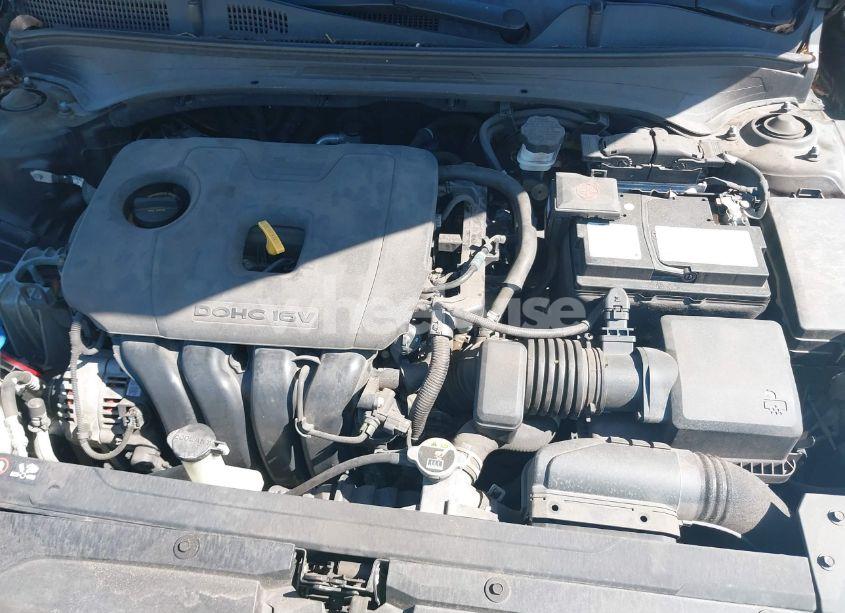 Photo 10 of 2019 Kia Forte LXS (VIN 3KPF24AD4KE023191)