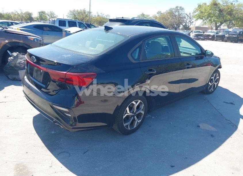 Photo 4 of 2019 Kia Forte LXS (VIN 3KPF24AD4KE023191)