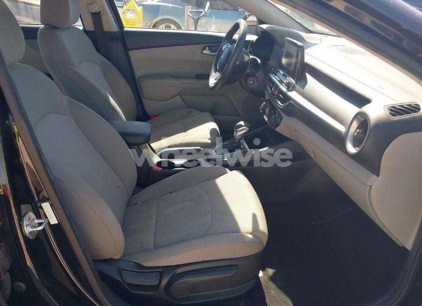 Photo 5 of 2019 Kia Forte LXS (VIN 3KPF24AD4KE023191)