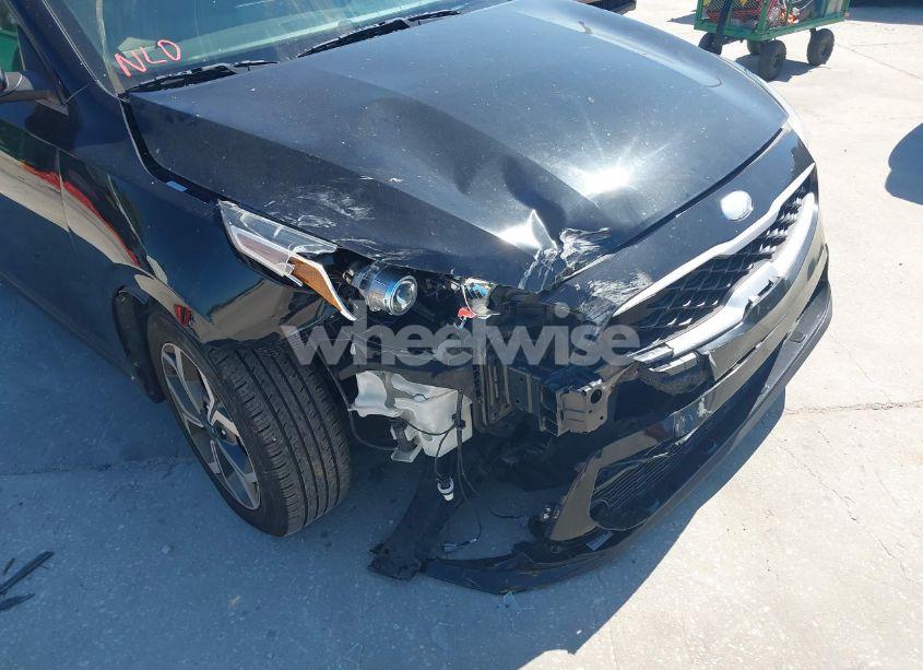 Photo 6 of 2019 Kia Forte LXS (VIN 3KPF24AD4KE023191)
