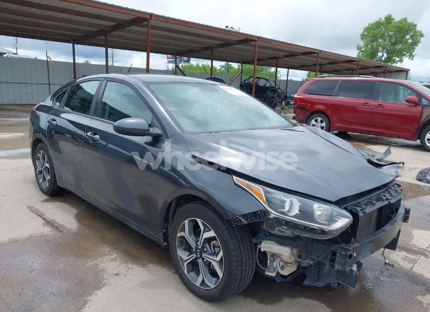 2019 Kia Forte LXS (VIN 3KPF24AD4KE052030) main photo