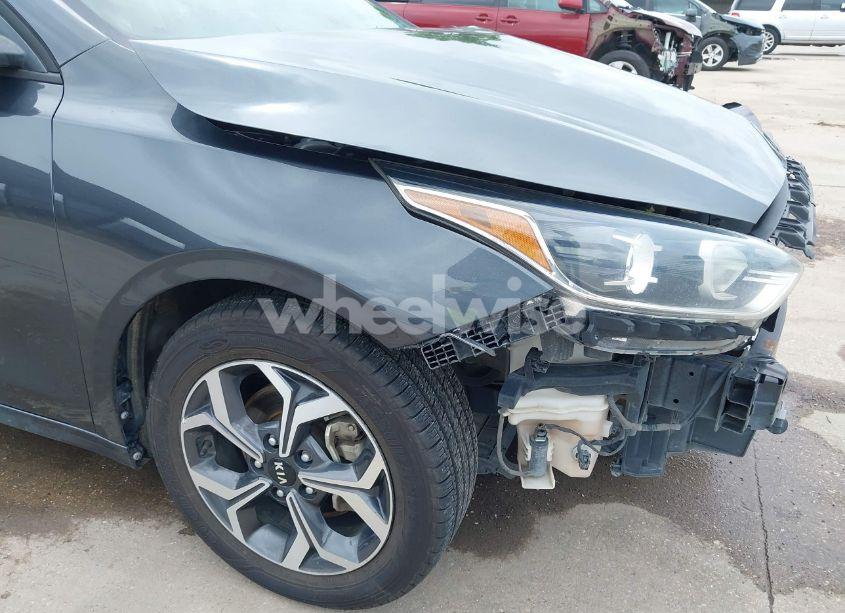 Photo 19 of 2019 Kia Forte LXS (VIN 3KPF24AD4KE052030)