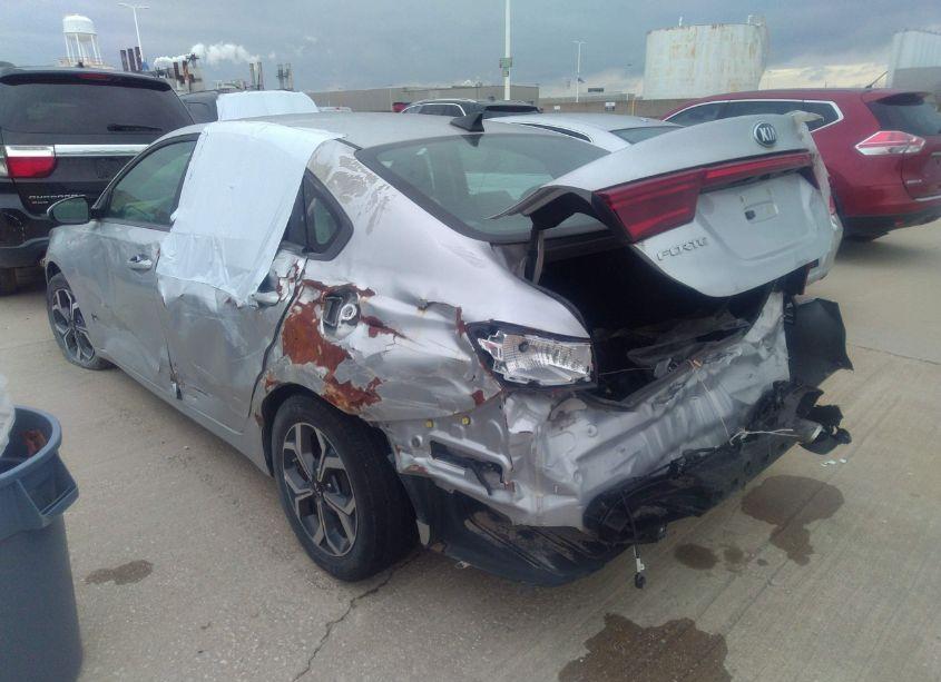 Photo 3 of 2019 Kia Forte LXS (VIN 3KPF24AD4KE063397)