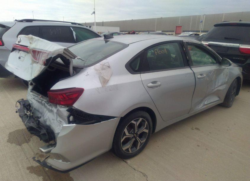 Photo 4 of 2019 Kia Forte LXS (VIN 3KPF24AD4KE063397)