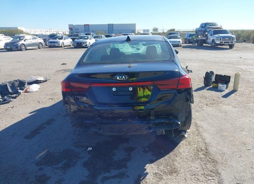 Photo 16 of 2019 Kia Forte FE (VIN 3KPF24AD4KE072486)