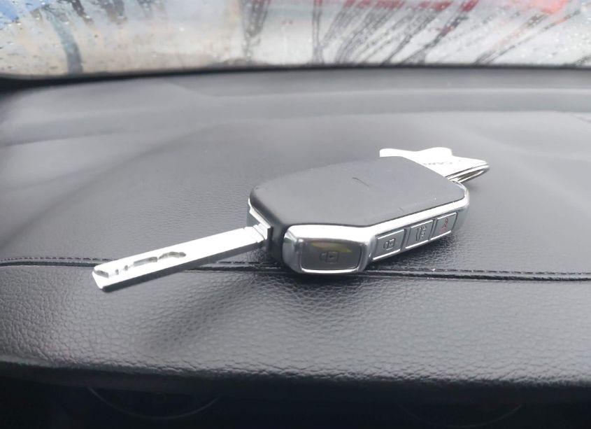 Photo 11 of 2019 Kia Forte LXS (VIN 3KPF24AD4KE074996)