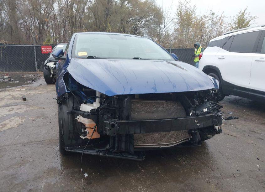 Photo 12 of 2019 Kia Forte LXS (VIN 3KPF24AD4KE074996)