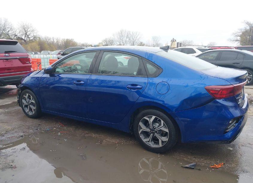 Photo 14 of 2019 Kia Forte LXS (VIN 3KPF24AD4KE074996)