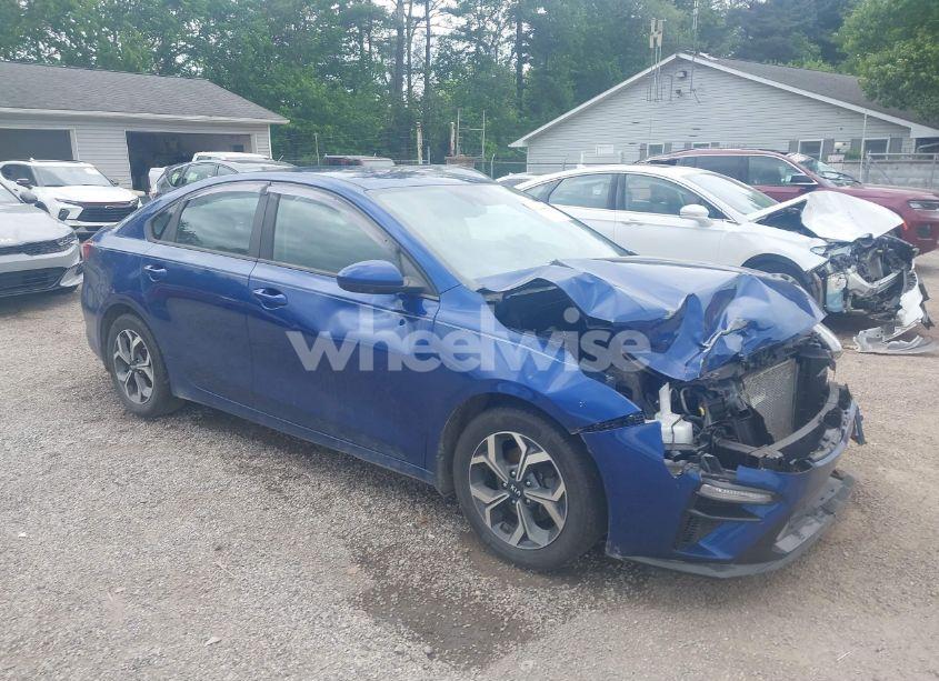 2019 Kia Forte LXS (VIN 3KPF24AD4KE085464) main photo