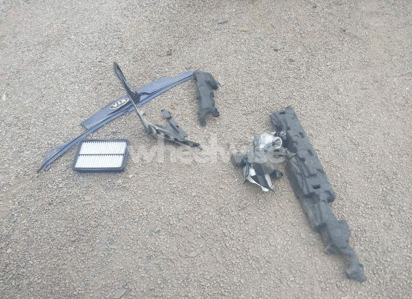 Photo 12 of 2019 Kia Forte LXS (VIN 3KPF24AD4KE085464)