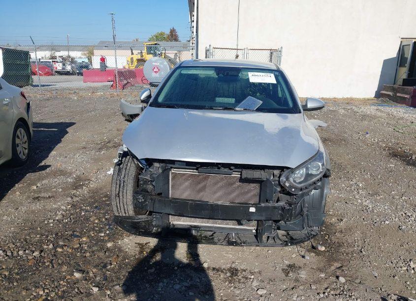 Photo 13 of 2019 Kia Forte LXS (VIN 3KPF24AD4KE085867)